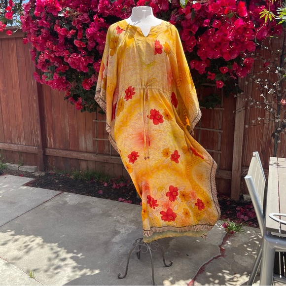 Colorful Vintage Silk Caftan - Picture 11 of 11